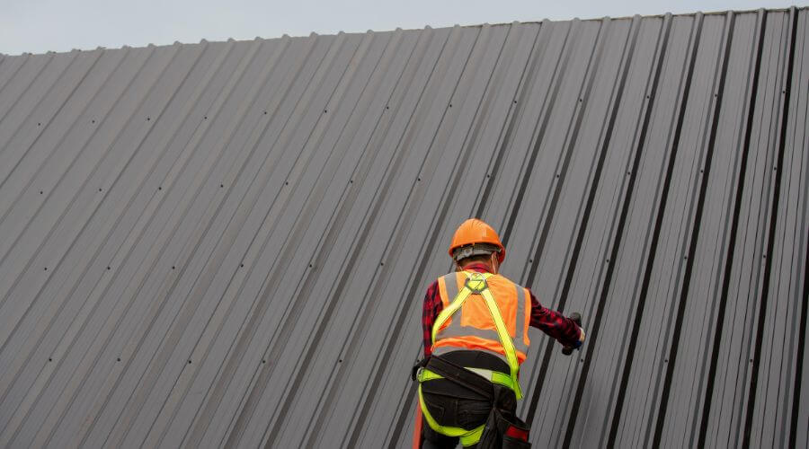 Professional metal roof installation services in Brandeis, CA
